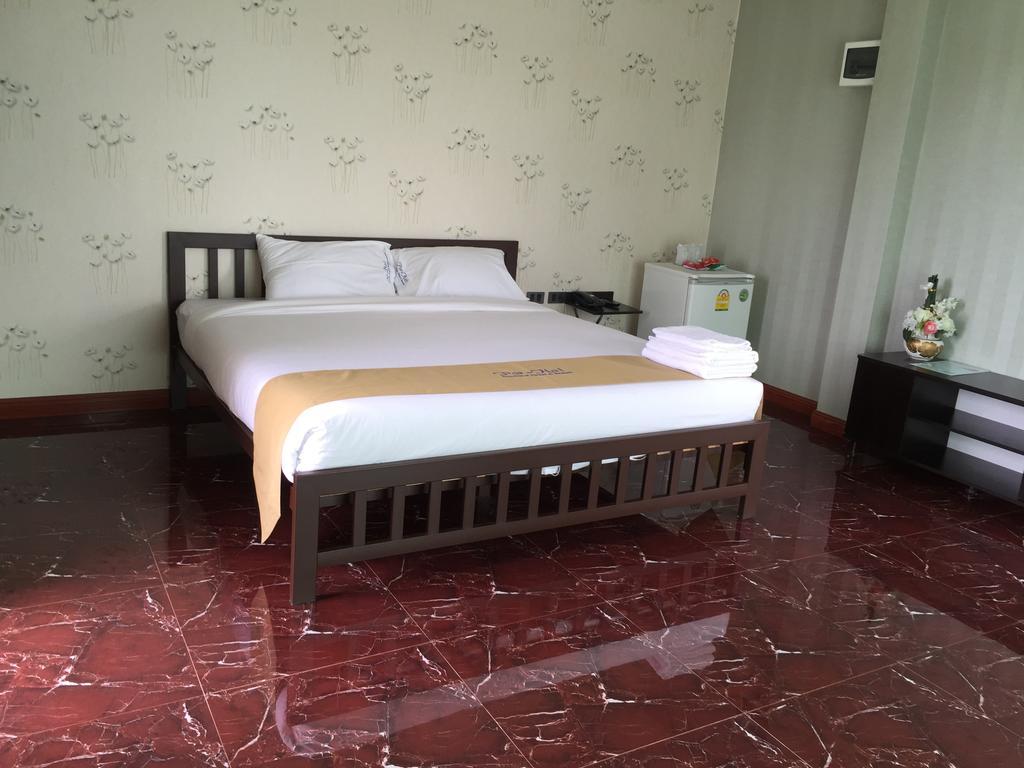 Por-Ho Boutique Hotel Nakhonratchasima Quarto foto